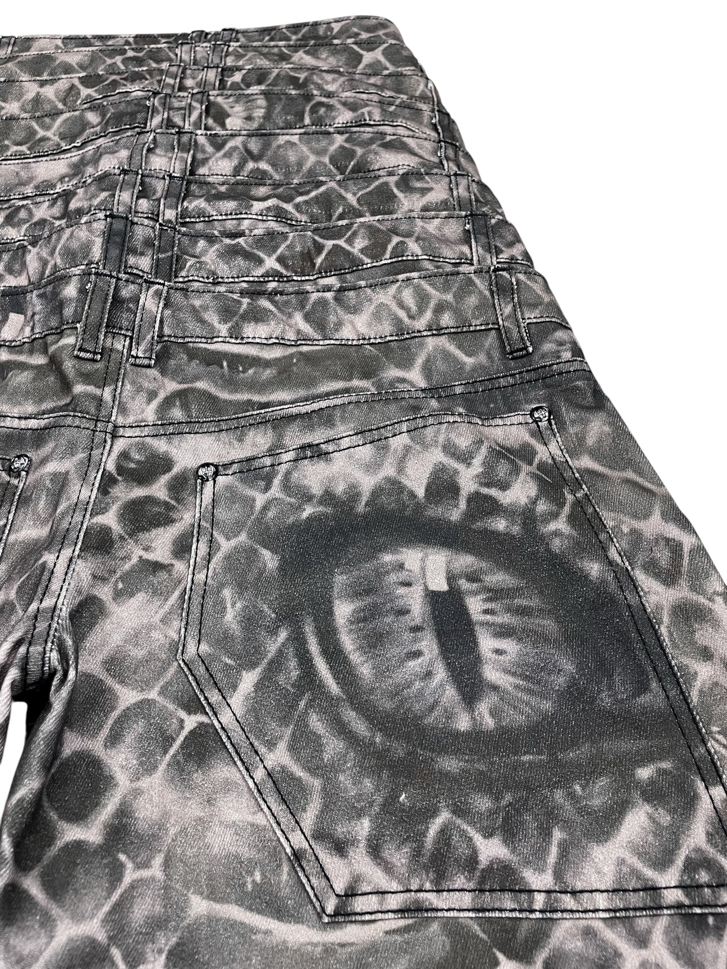 8 BACKS J-CUT PANTS (SNAKE EYES) (Pre-order 5 Weeks)